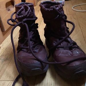 Burgundy Nike boots